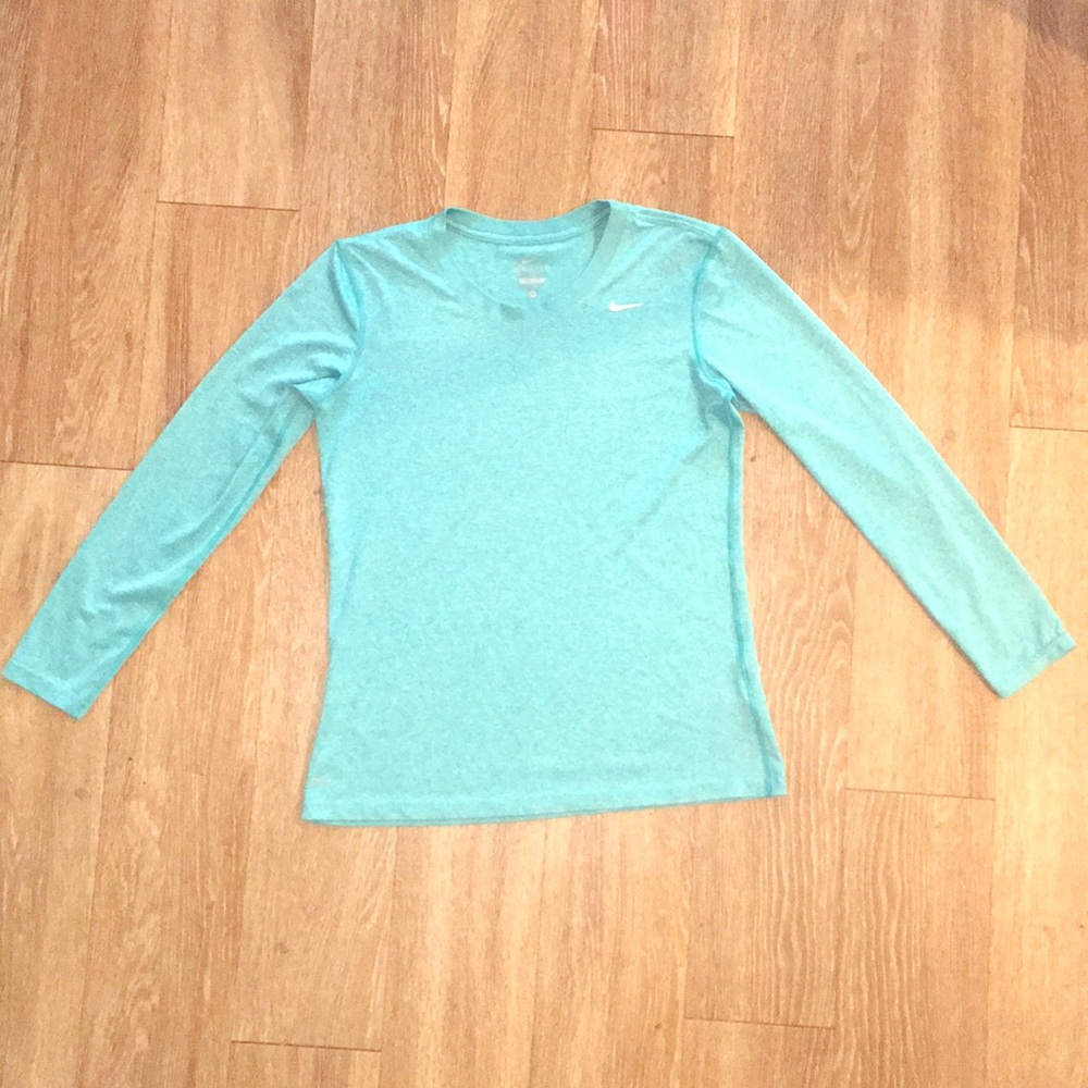 Nike dri-fit Long sleeve 20$
